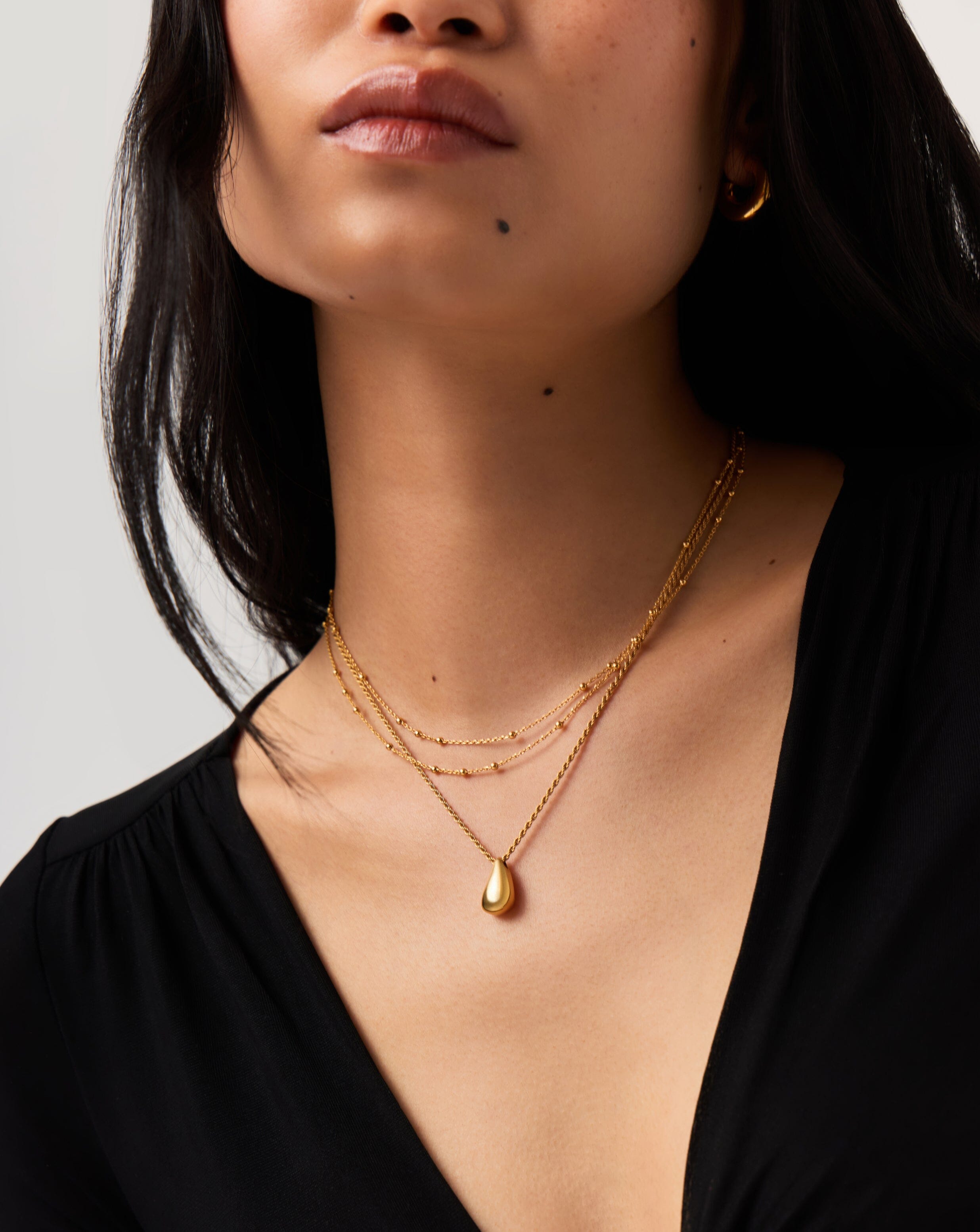 Savi Sculptural Droplet Pendant Necklace | 18k Gold Vermeil Necklaces Missoma 