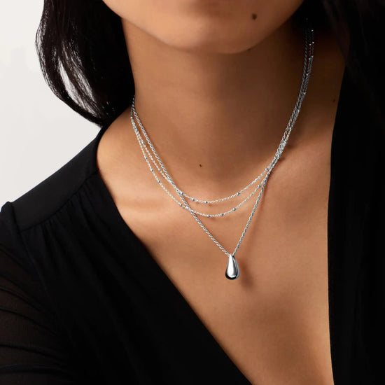 Savi Sculptural Droplet Pendant Necklace | Sterling Silver Necklaces Missoma 