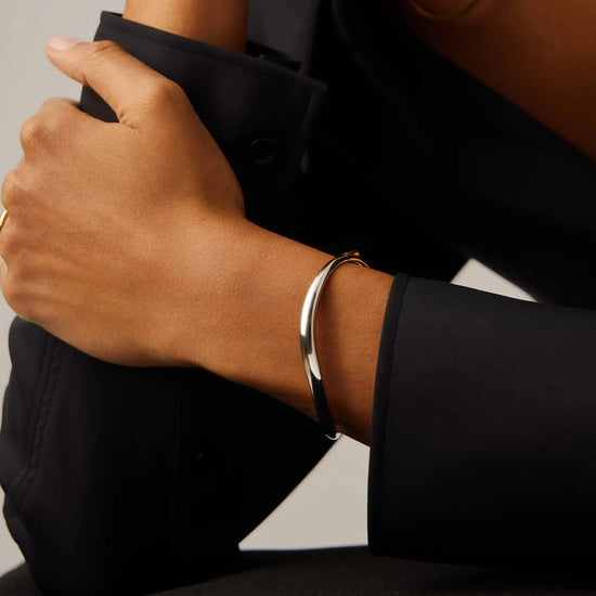 Savi Signature Hinged Bangle | Mix Metal Bracelets Missoma 