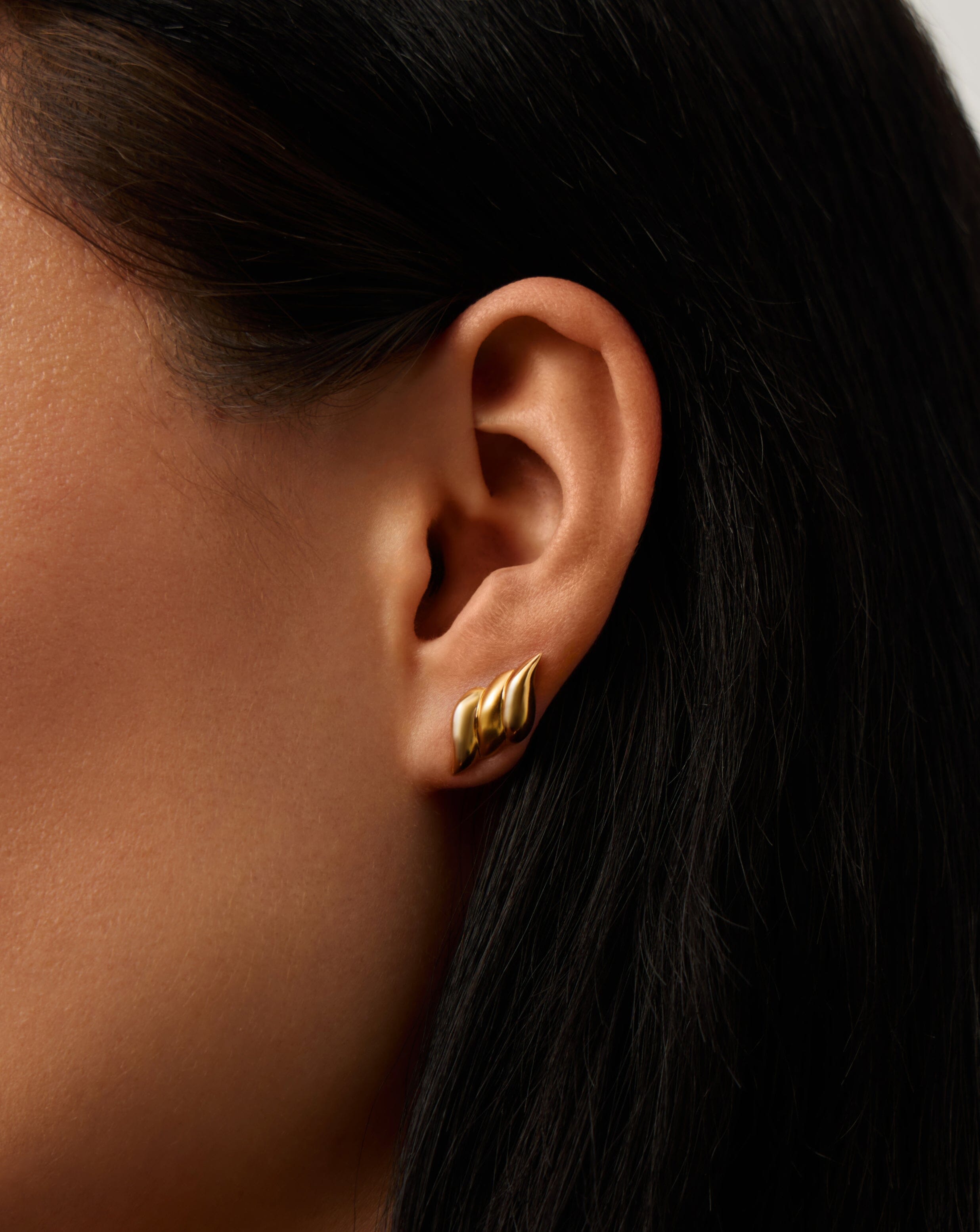 Savi Signature Stud Earrings | 18k Gold Plated Earrings Missoma 