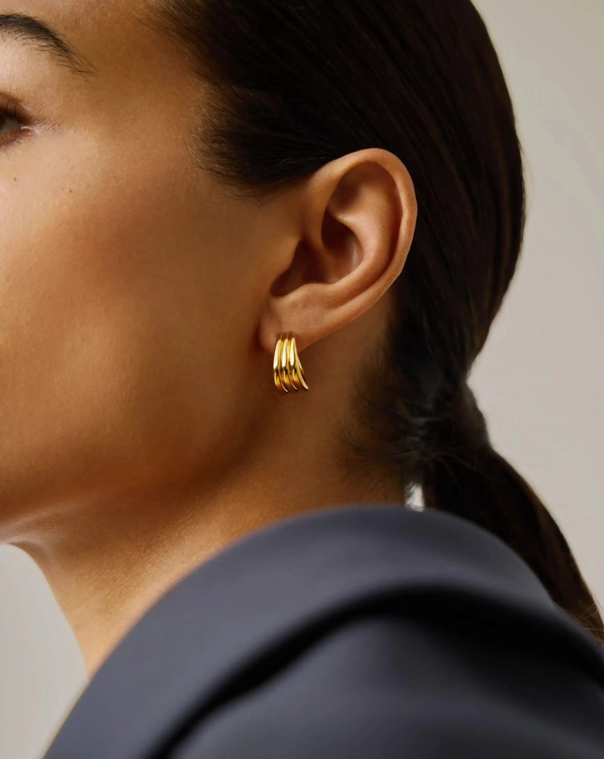 Savi Triple Ridge Hoop Earrings | 18k Gold Vermeil Earrings Missoma 