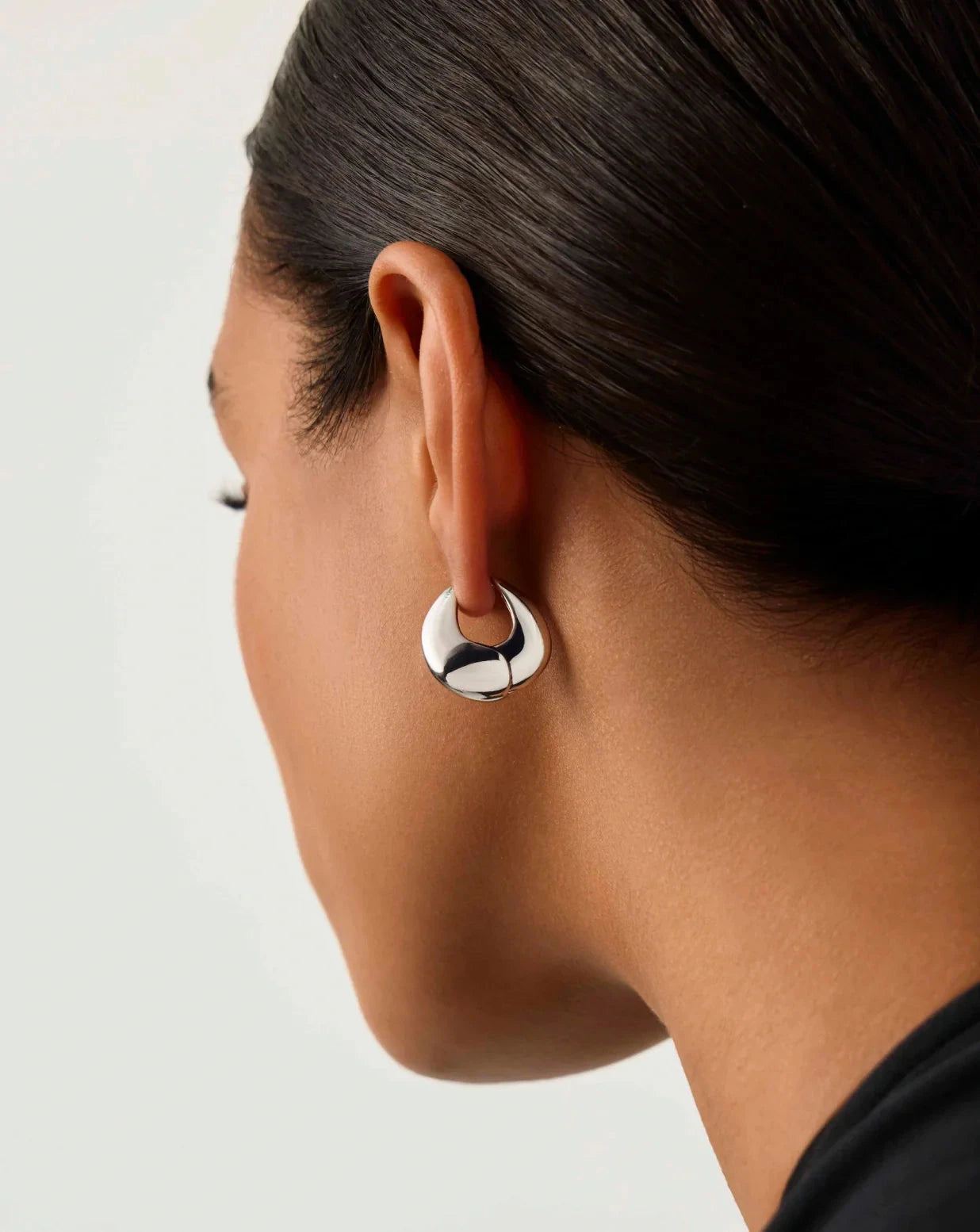 Sculptural Pebble Small Hoop Earrings | Silver Plated Earrings Missoma 