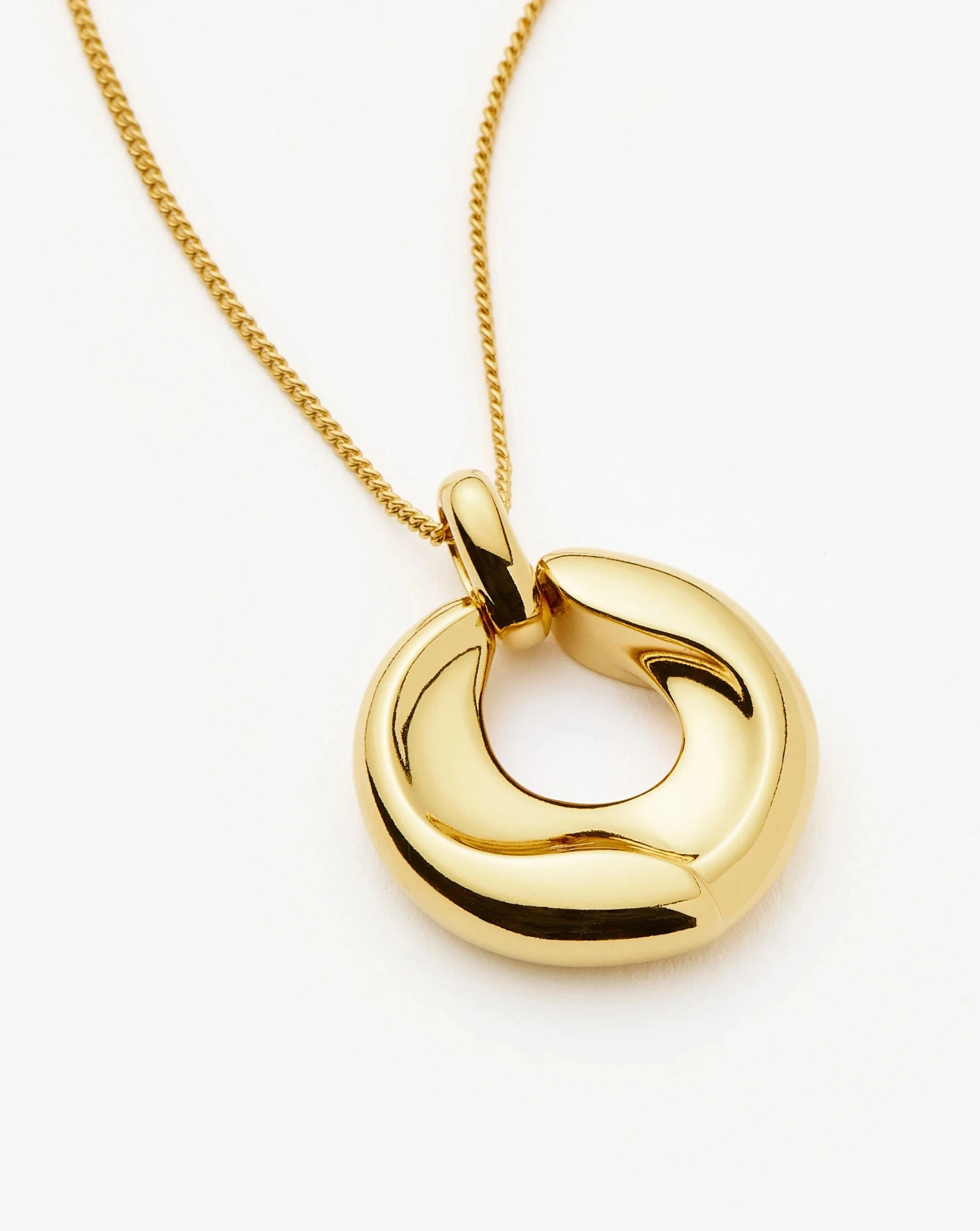 Sculptural Ridge Molten Pendant Necklace | 18k Gold Plated Necklaces Missoma 
