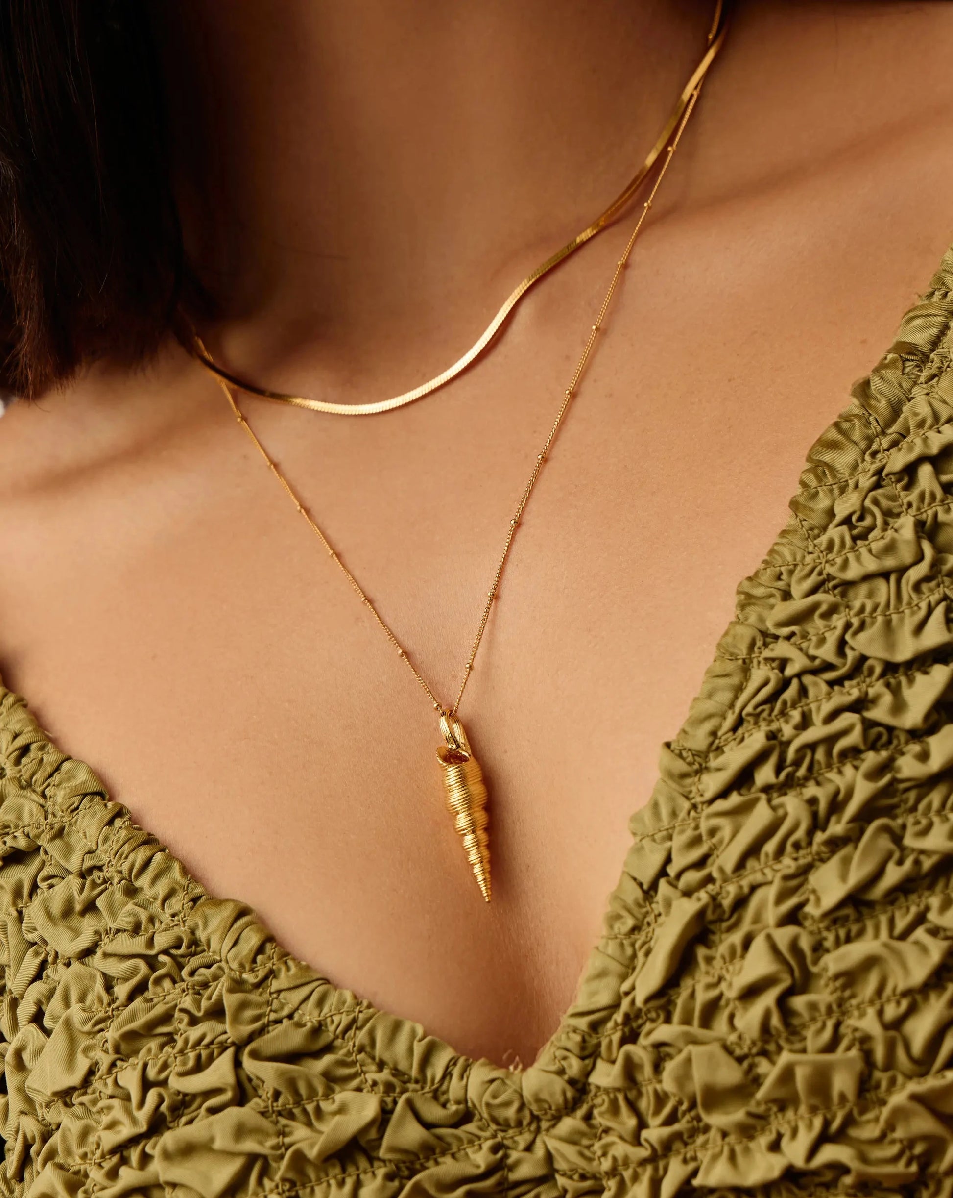 Shell Ridge Pendant Necklace | 18k Gold Plated Necklaces Missoma 