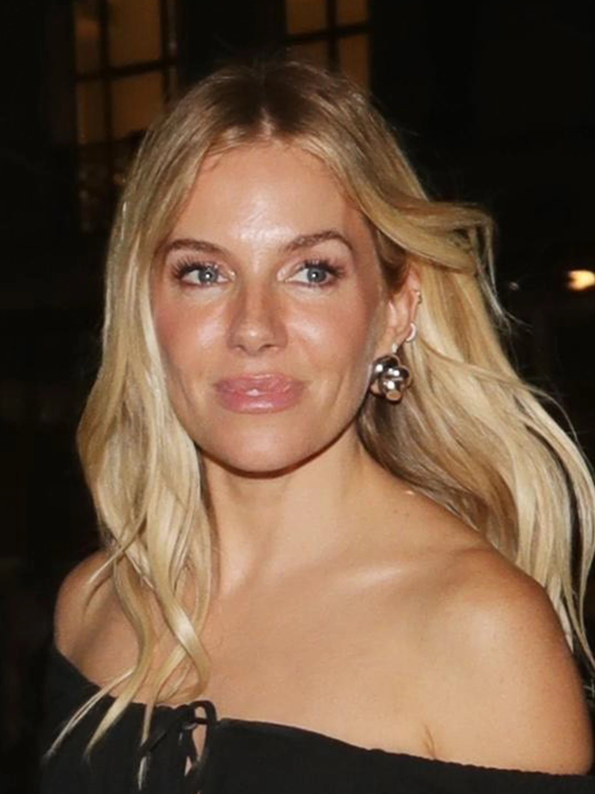 sienna miller big silver knot stud earrings