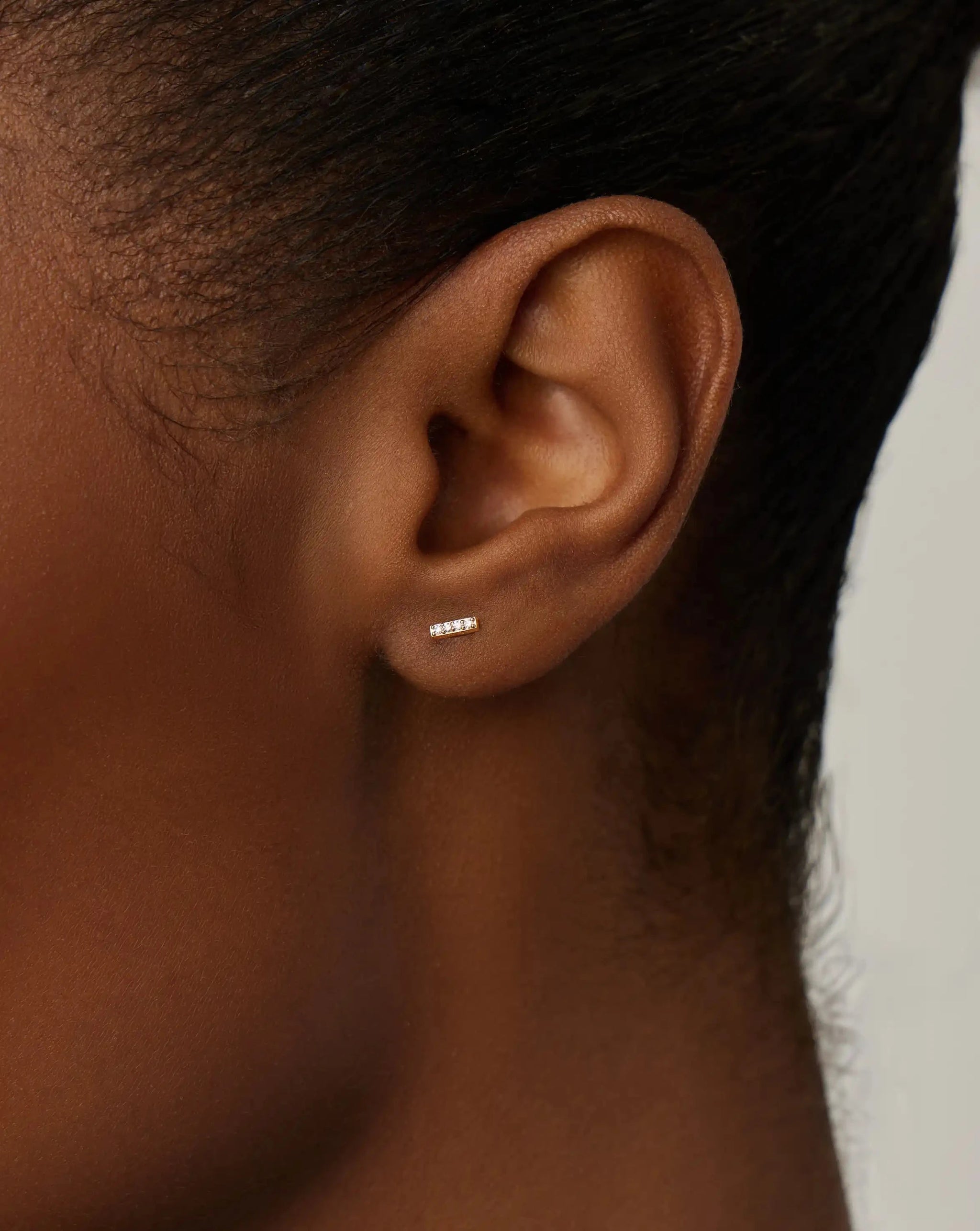 Solid Gold Diamond Bar Flat Back Stud Earring | 14k Yellow Gold/Diamond Earrings Missoma 