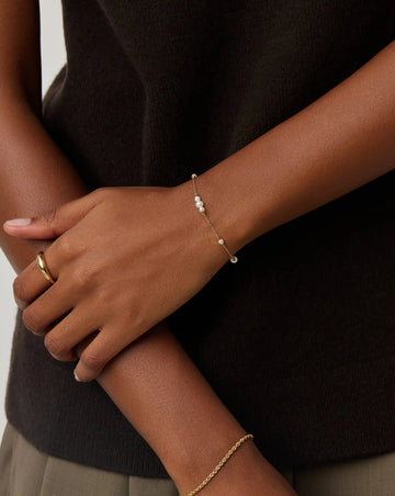 Solid Gold Pearl Chain Bracelet | 14k Solid Gold/Pearl Bracelets Missoma 