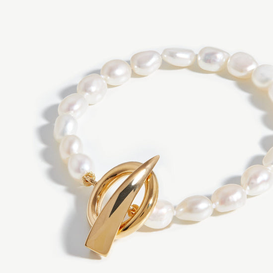 Baroque Pearl Claw T-Bar Bracelet | 18ct Gold Plated Vermeil/Pearl Bracelets Missoma 