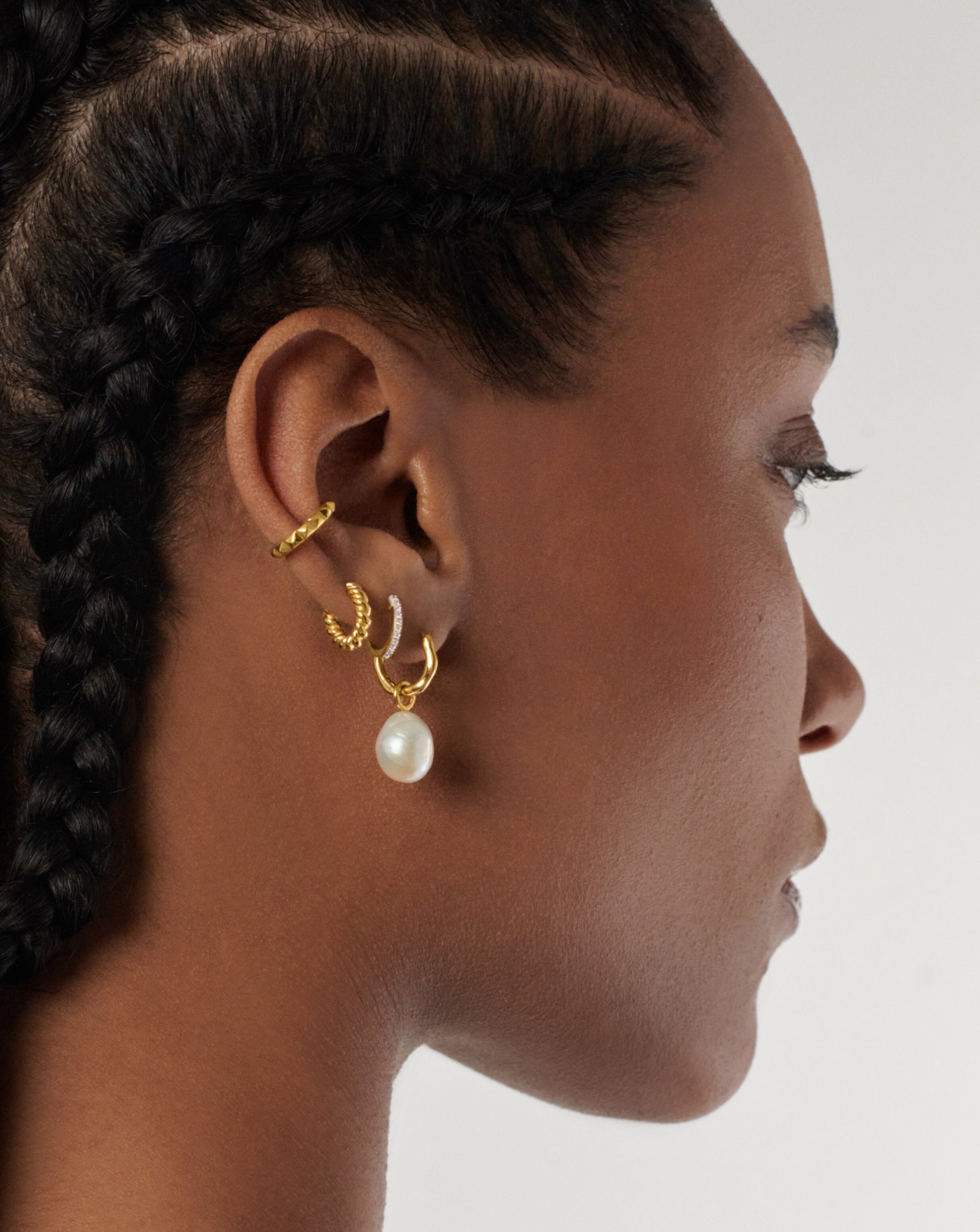 Minigram Pearls Earrings S00 - Fashion Jewellery