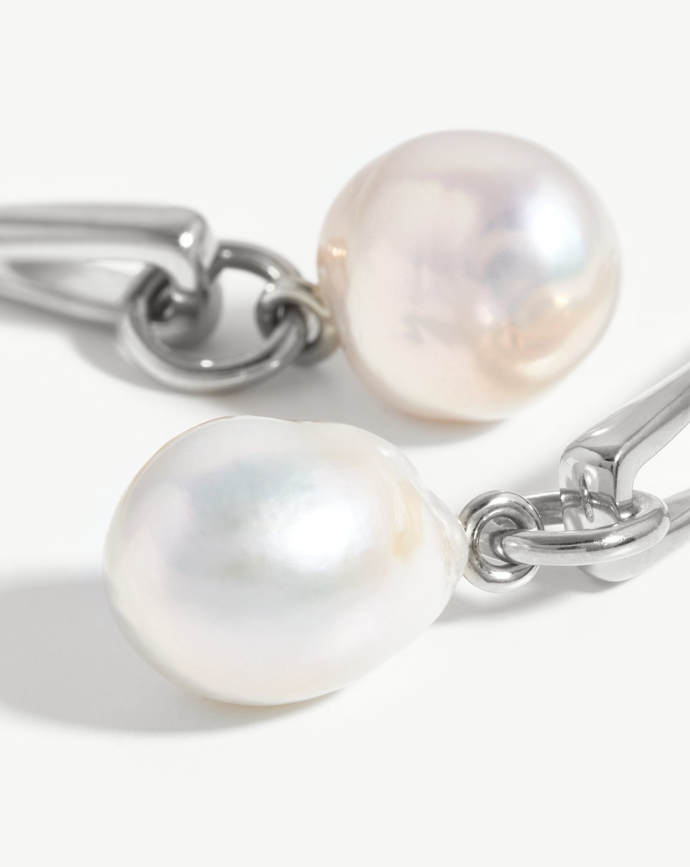 Baroque Pearl Twisted Drop Earrings | Silver Plated/Pearl Earrings Missoma 