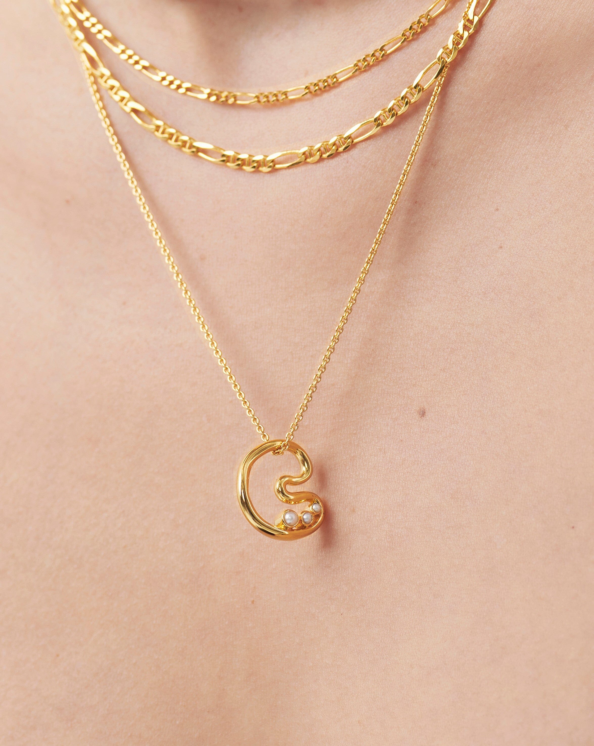 Chubby Pearl Initial Pendant Necklace - Initial C | 18ct Gold Plated Vermeil/Pearl Necklaces Missoma 