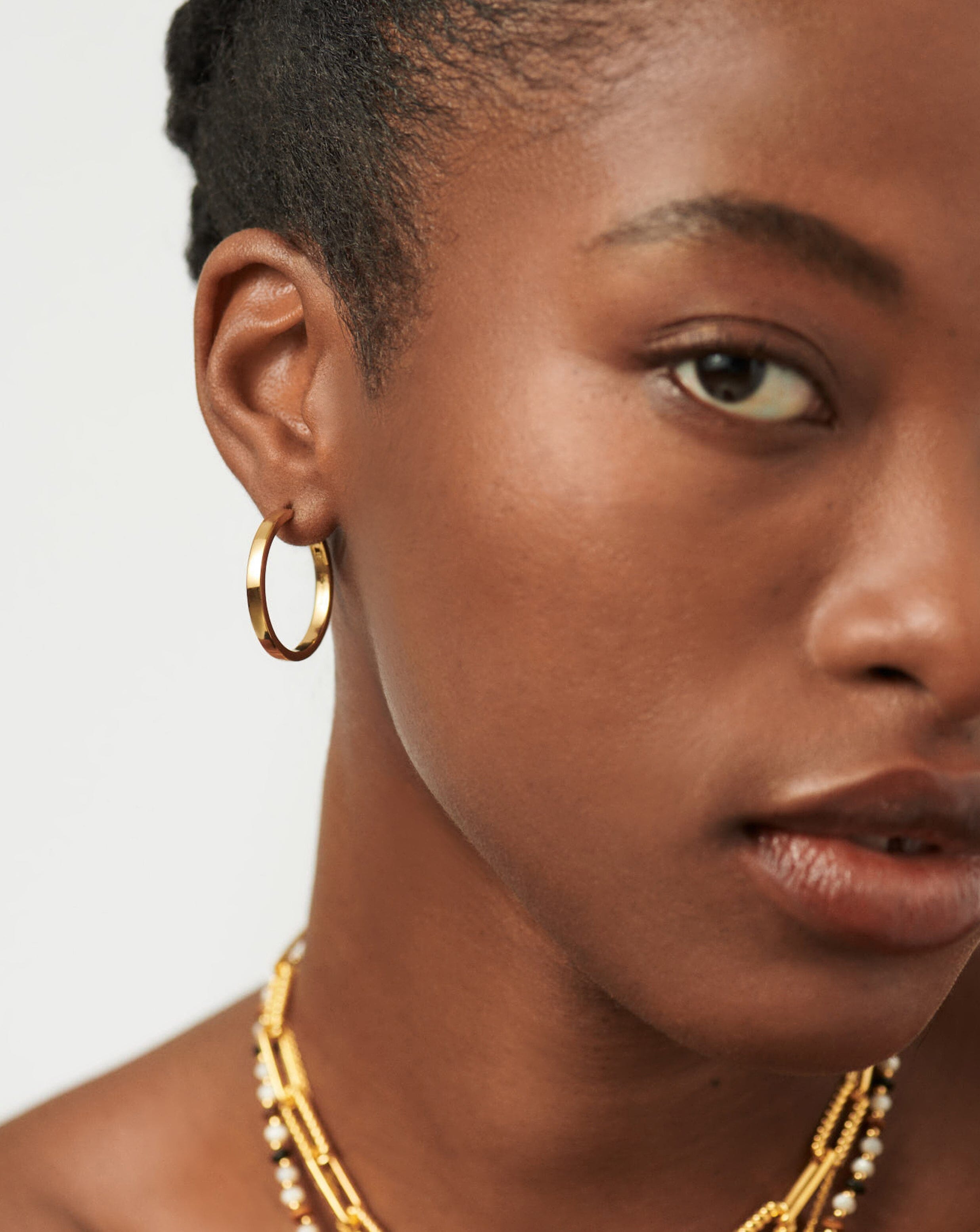 Classic Flat Medium Hoop Earrings | 18ct Gold Plated Vermeil