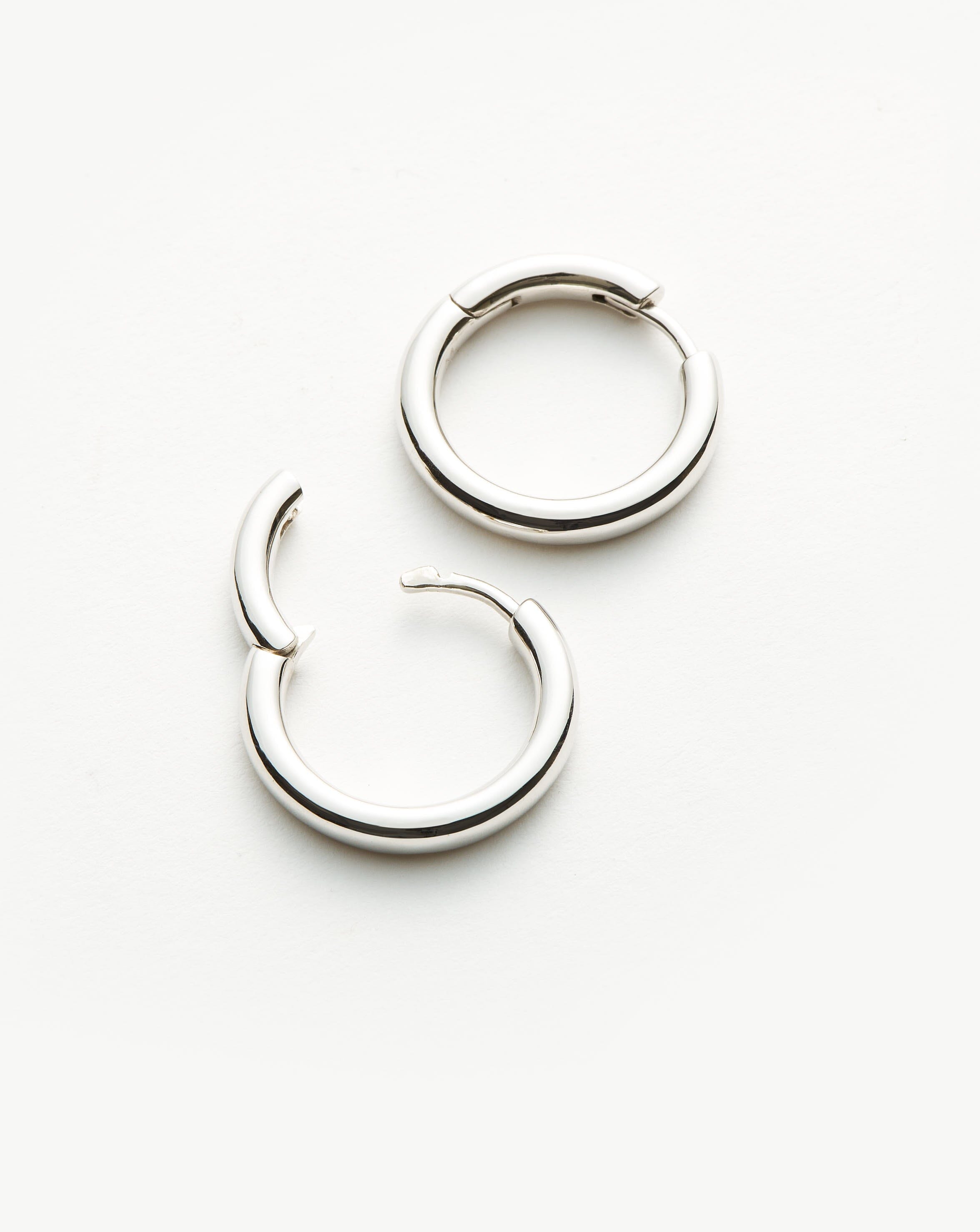 Classic Tunnel Medium Hoop Earrings | Silver Plated Earrings Missoma 