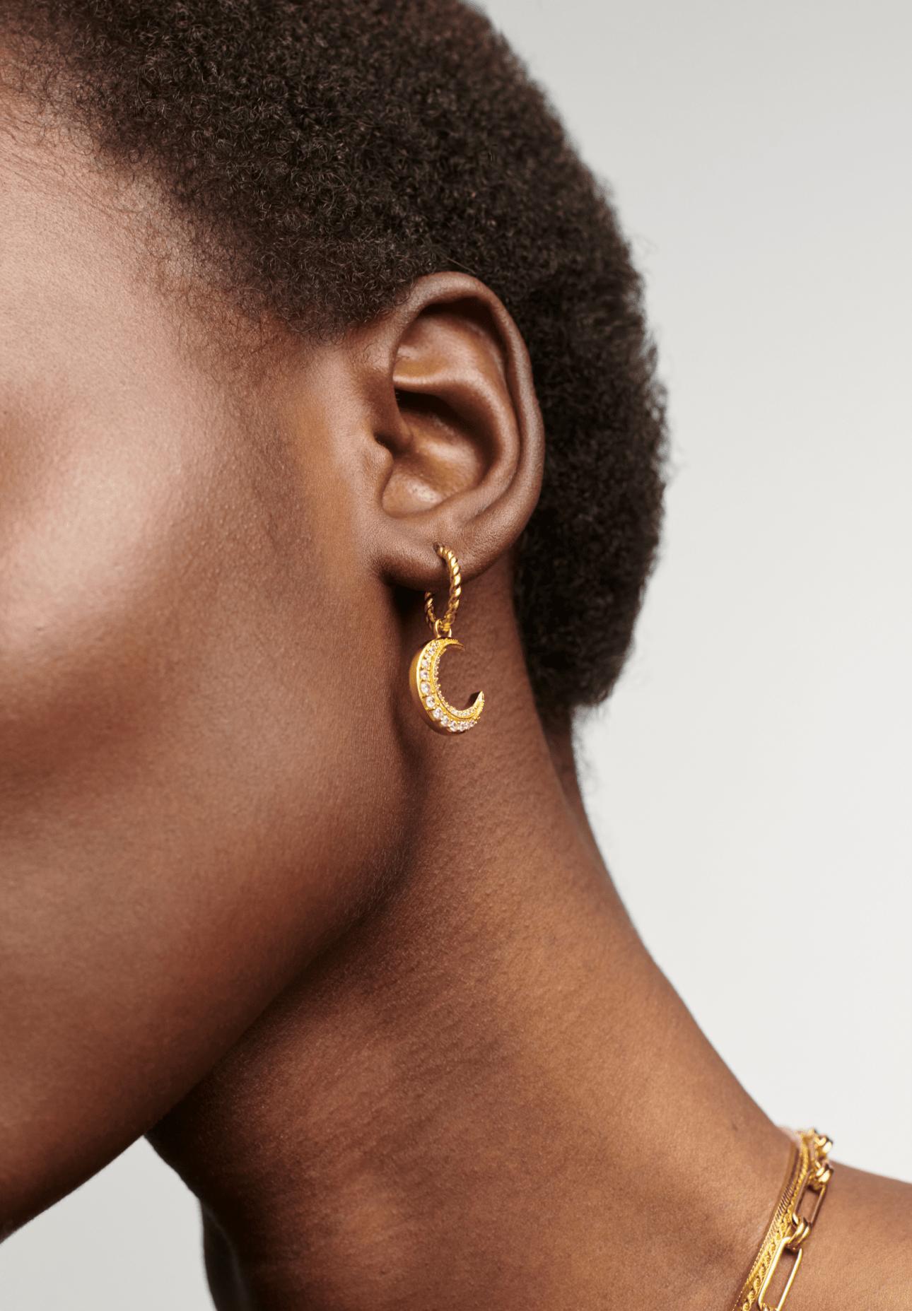 Harris Reed Moonlight Pearl Hoop Earrings | 18ct Gold Plated/Pearl Earrings Missoma 