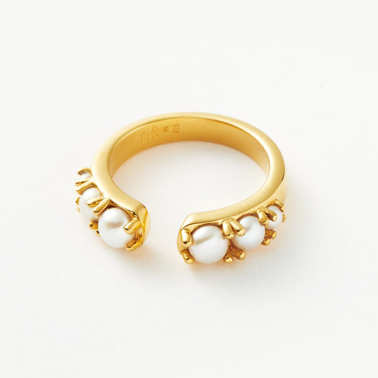 Harris Reed Openness Ring | 18ct Gold Plated Vermeil/Pearl Rings Missoma 