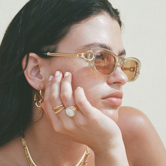 Le Specs Hydrus Link Oval Sunglasses | Fawn Accessories Missoma 