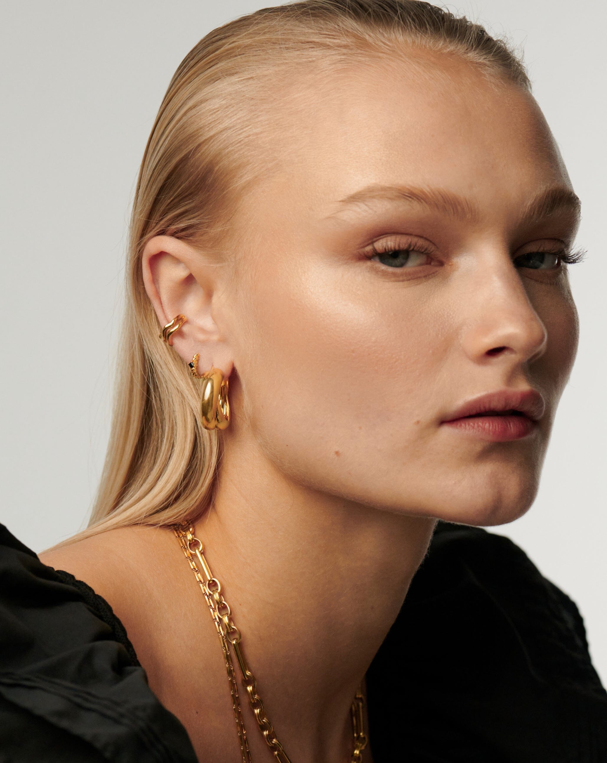 Lucy Williams Chunky Medium Entwine Hoop Earrings | 18ct Gold Plated