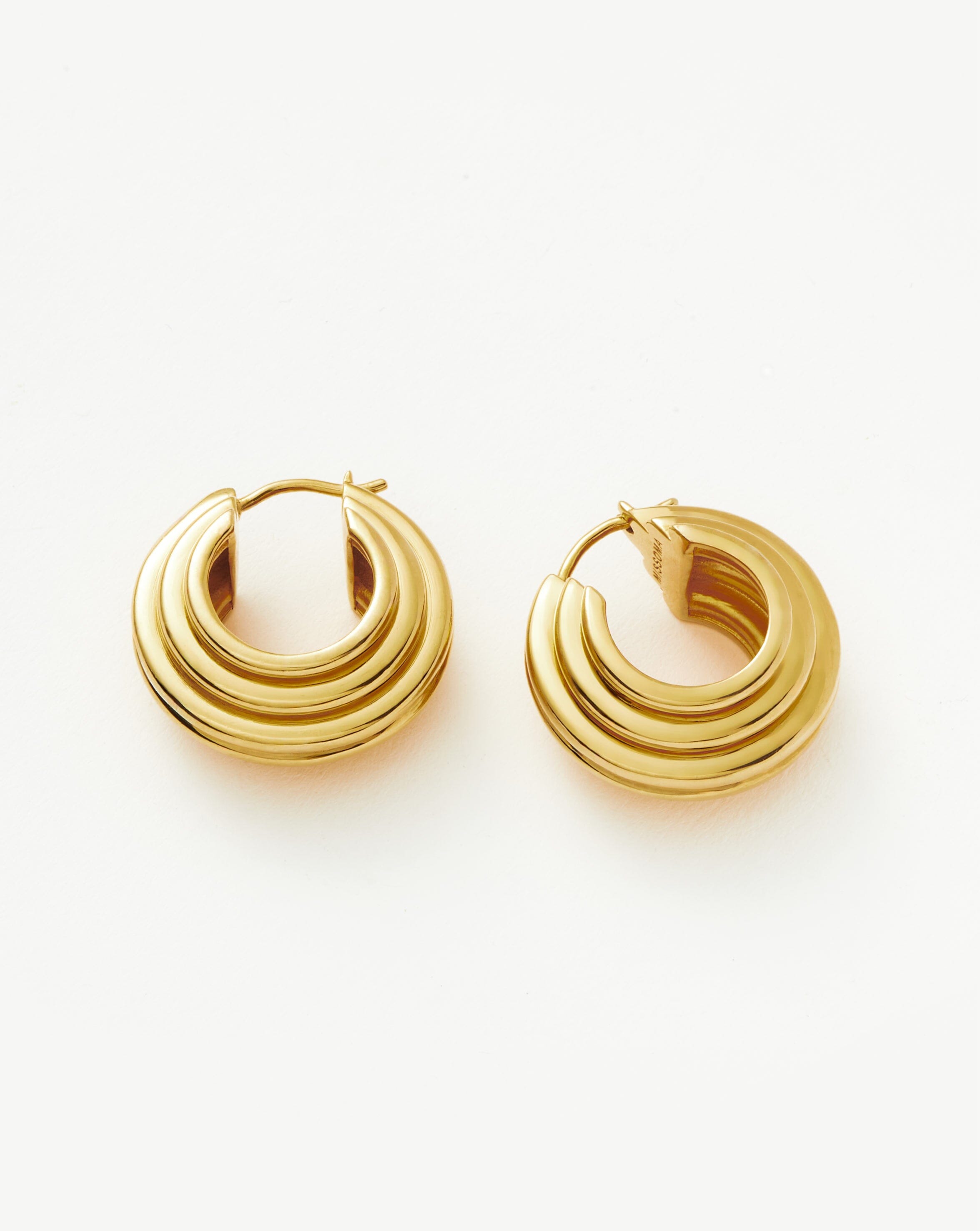 Lucy Williams Medium Chunky Ridge Hoop Gold Earrings | Missoma US