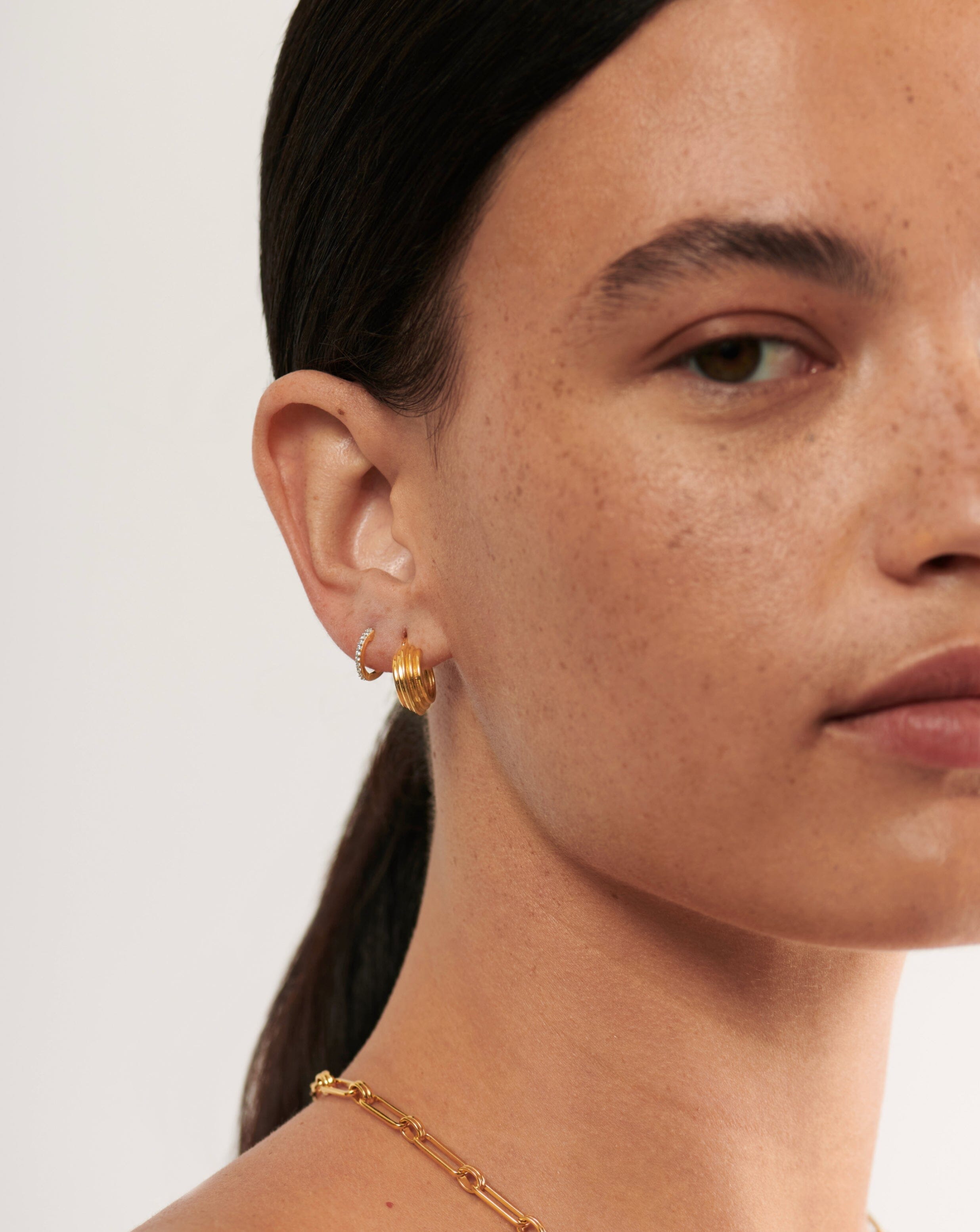 Lucy Williams Mini Ridge Hoop Earrings