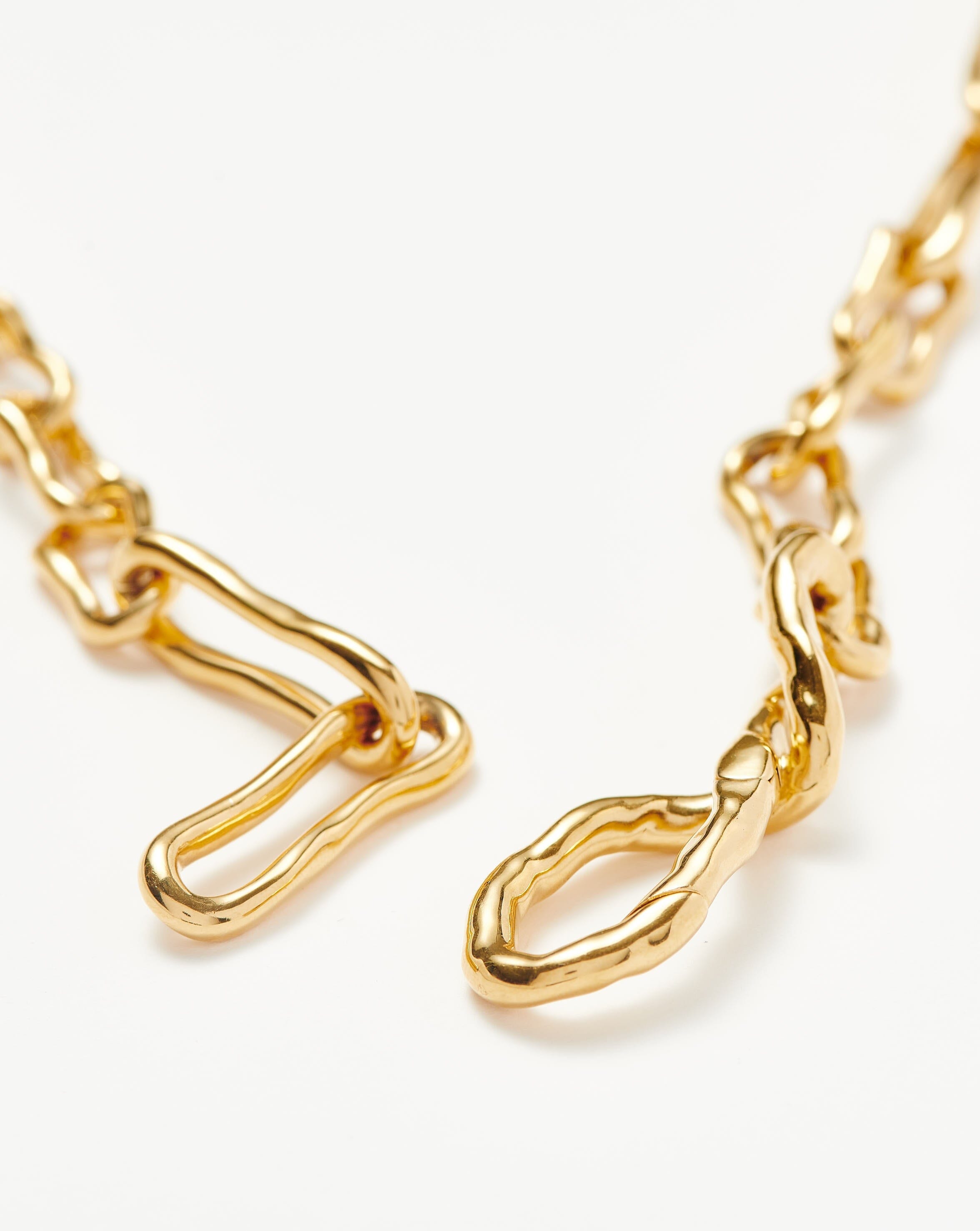 Molten Twisted Infinity Chain Necklace Necklaces Missoma 