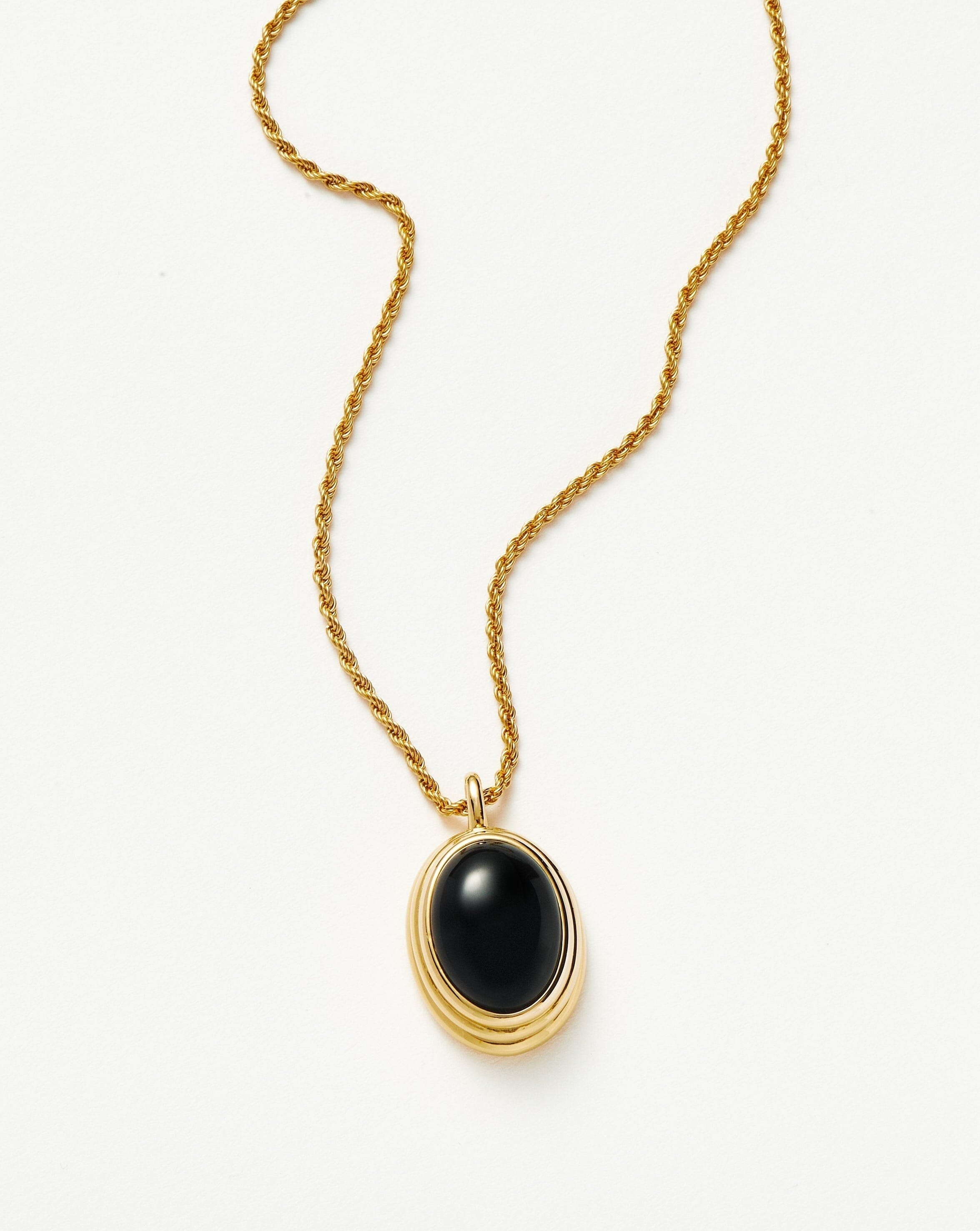 Tenvis, 1/5 (5 mm) Gold-tone Onyx Leather Necklace