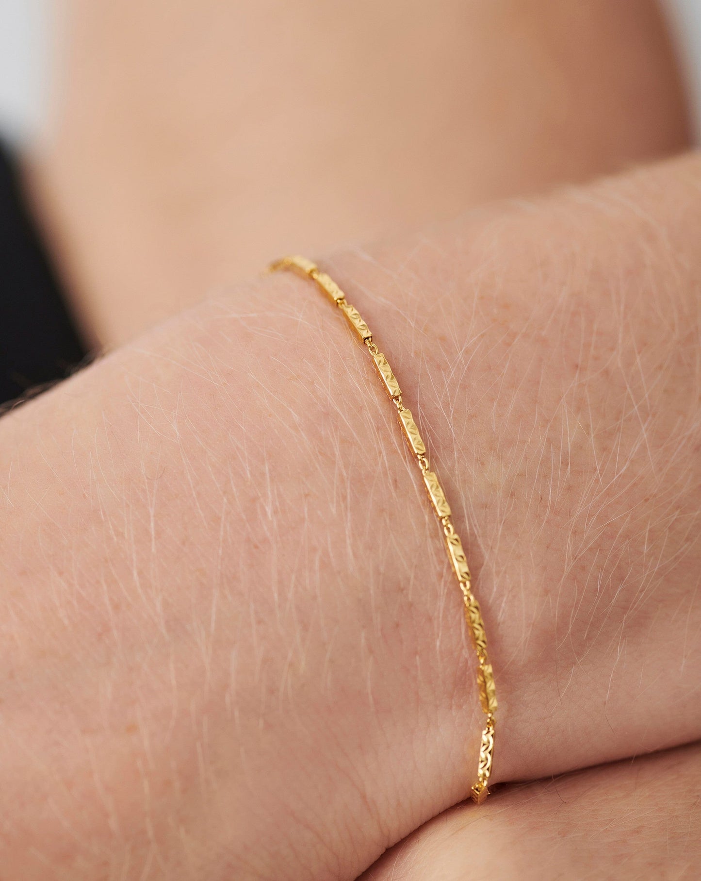 Savi Textured Link Chain Bracelet Bracelets Missoma 