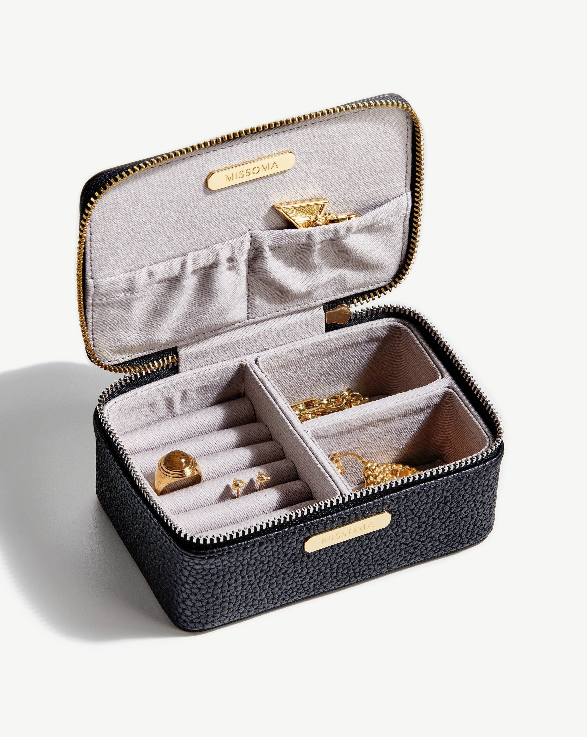 Small jewelry shop case