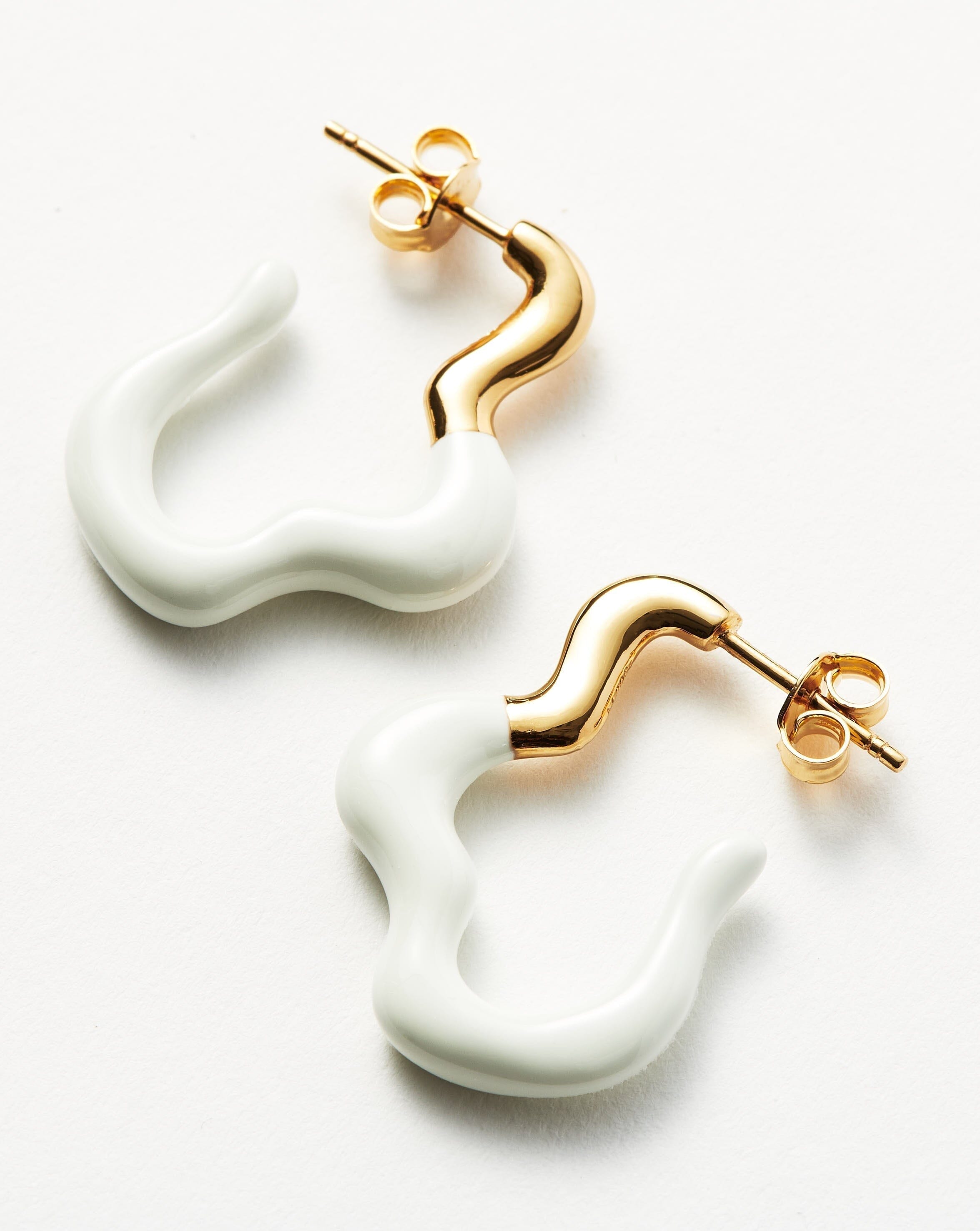 Squiggle Wavy Two Tone Enamel Medium Hoop Earrings | Missoma